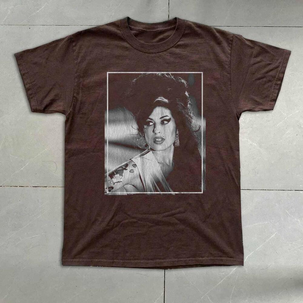 Style Amy Winehouse Dark Chocolate Graphic Tee